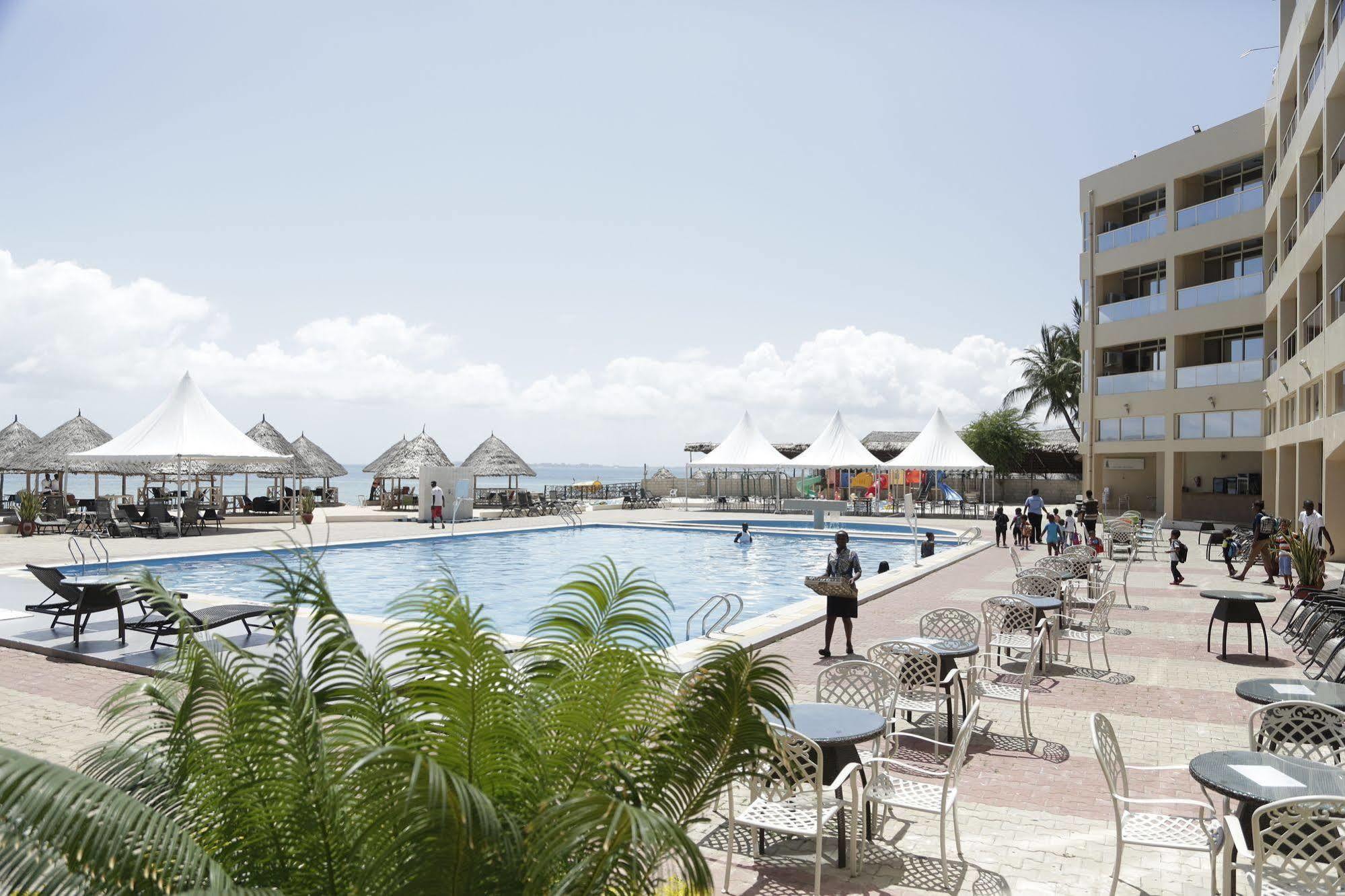 Hotel Landmark Mbezi 4*